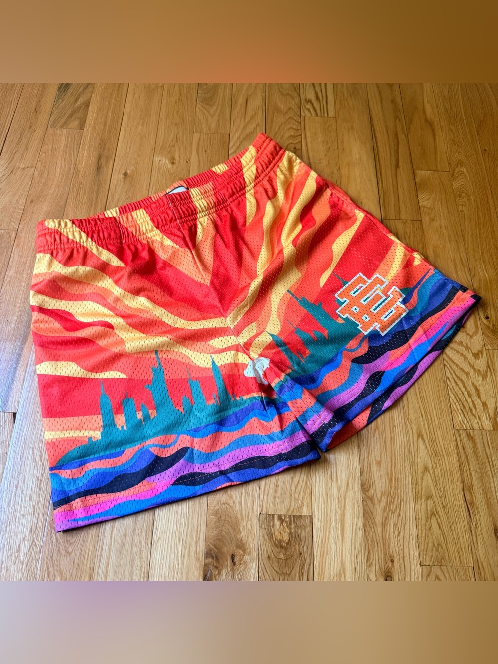 EE NYC Sunset Short